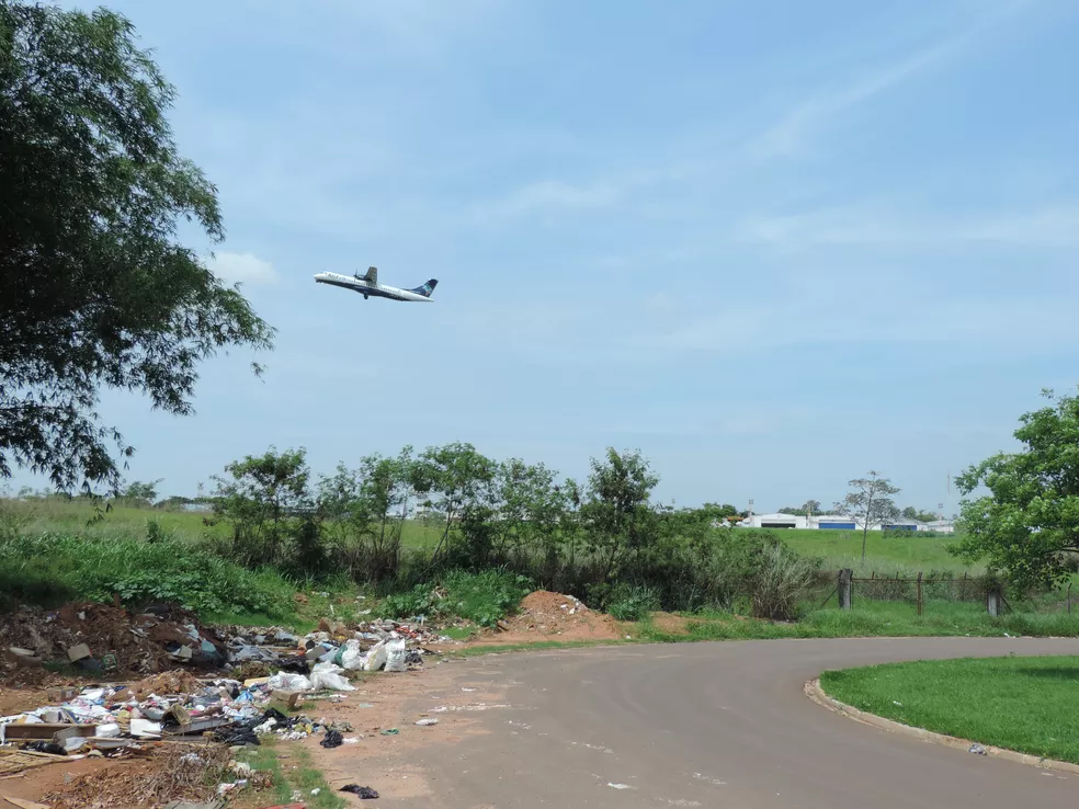 Acidentes devido ao Descarte Irregular Próximo a Aeroportos